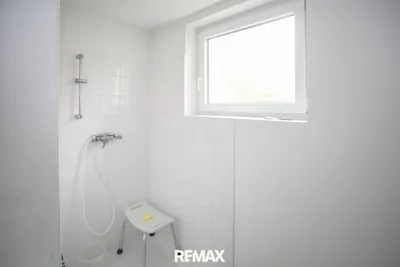 5-Zimmer-Haus kaufen in Krems Land – 125 m², € 127.000 – Bild 11 von 44