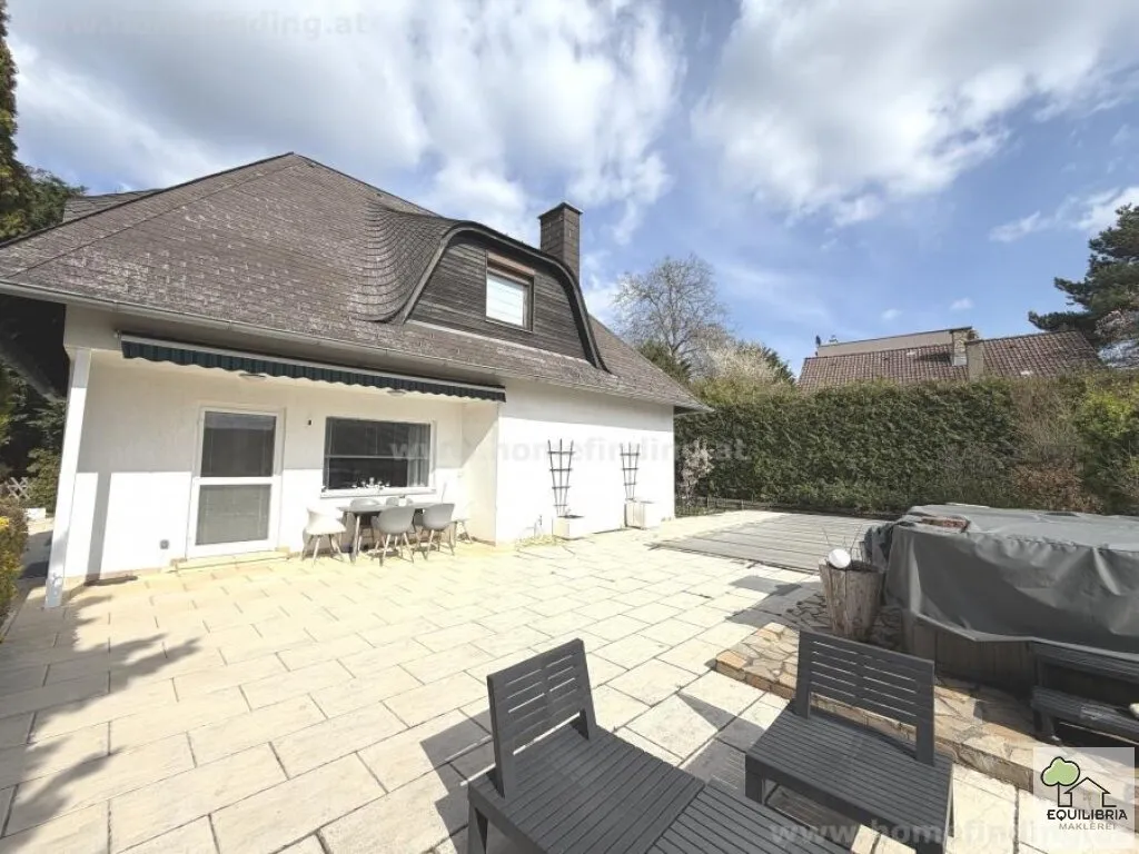 Top Einfamilienhaus in Klosterneuburg - 6 Zimmer - Terrasse - Garage -Pool – pohled 3