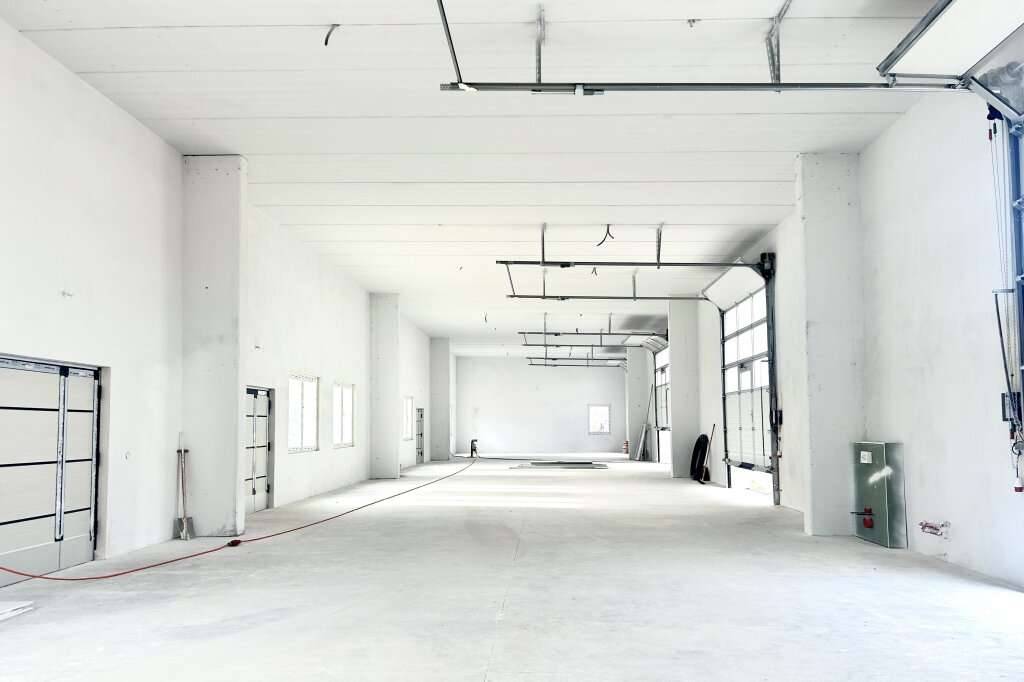 Genehmigungsfähige Ziegelmassiv Hallen in top Lage - Miete mit Kaufoption. - Ansicht 3