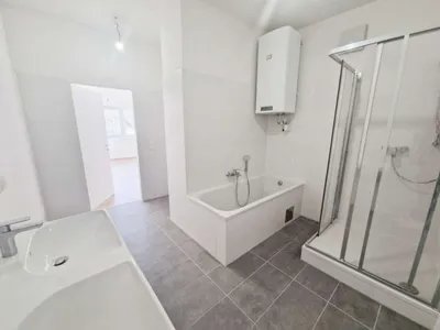 4-Zimmer-Wohnung kaufen in Baden – 99,88 m², € 340.000 – Bild 5 von 9