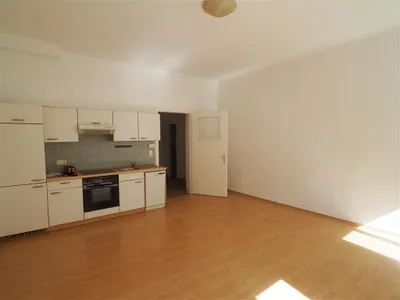 1-Zimmer-Wohnung mieten in Wiener Neustadt – 40 m², € 492 – Bild 3 von 9