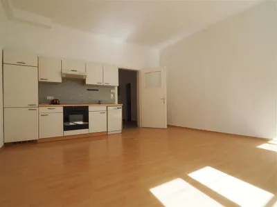 1-Zimmer-Wohnung mieten in Wiener Neustadt – 40 m², € 492 – Bild 4 von 9