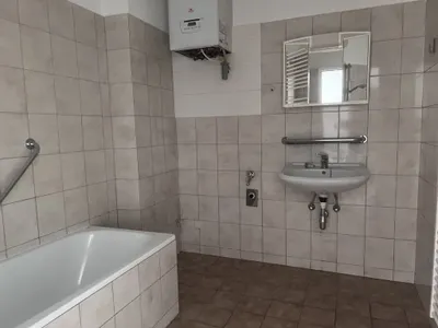 1-Zimmer-Wohnung mieten in Wiener Neustadt – 40 m², € 492 – Bild 8 von 9