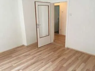 Helle 3-Zimmer-Wohnung - PROVISIONSFREI - WG-tauglich - Uni-Nähe - Ansicht 3