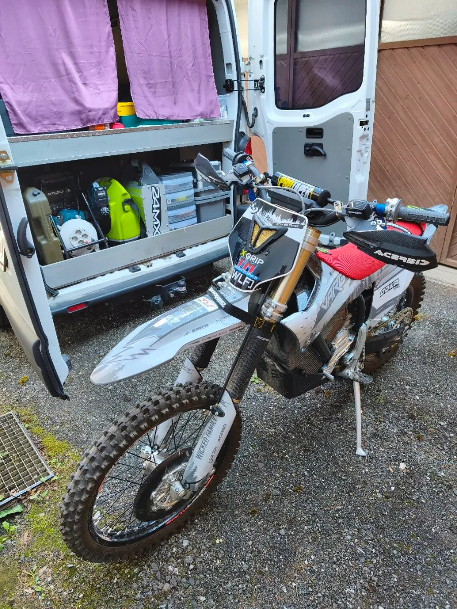 Stark Future VARG MX
