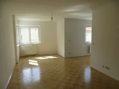 **Provisionsfrei** Helle, ruhige Single- oder Pärchen Wohnung** Nähe WU und Prater**2 Gehminuten zur U2-Station Messe-Prater**Lift**nicht als WG geeignet