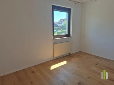 3-Zimmer-Wohnung kaufen in Gmunden – 80 m², € 138.000 – Bild 8 von 12