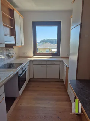 3-Zimmer-Wohnung kaufen in Gmunden – 80 m², € 138.000 – Bild 2 von 12
