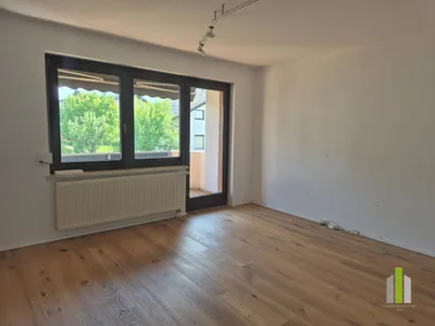 3-Zimmer-Wohnung kaufen in Gmunden – 80 m², € 138.000 – Bild 3 von 12