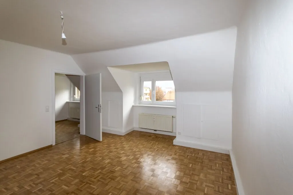 Zentral gelegene Dachgeschoßwohnung - Ansicht 2