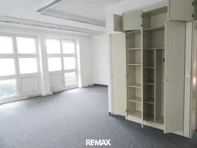 5-Zimmer-Gewerbeimmobilie mieten in Wien – 150 m², € 1.660 – Bild 2 von 6