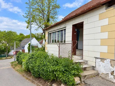 3-Zimmer-Haus kaufen in Mistelbach – 105 m², € 49.000 – Bild 3 von 9