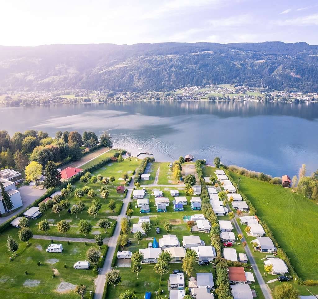 Mobilheim mit berdachter Terrasse auf Dauerstellplatz zu verkaufen!, 24  m,  10.000,-, (9570 Ossiach) - willhaben