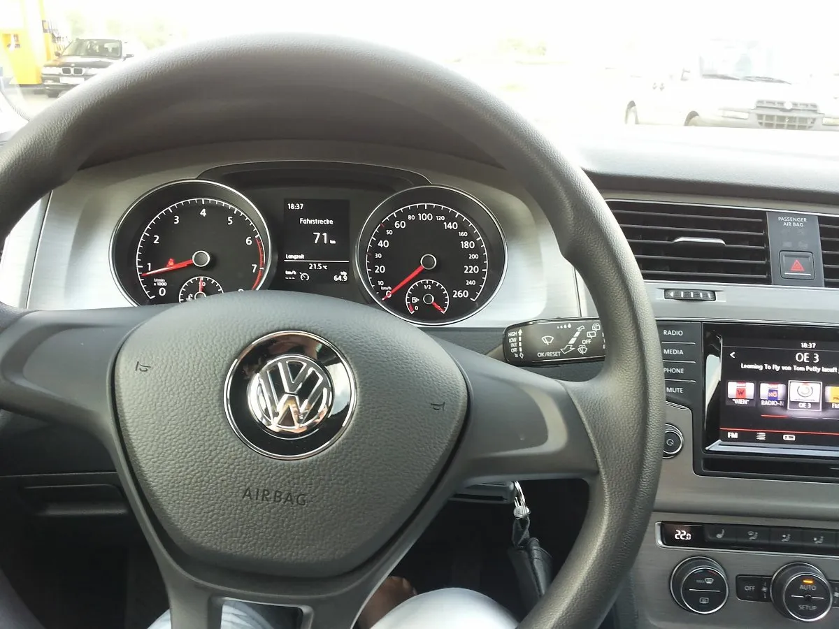 VW Golf