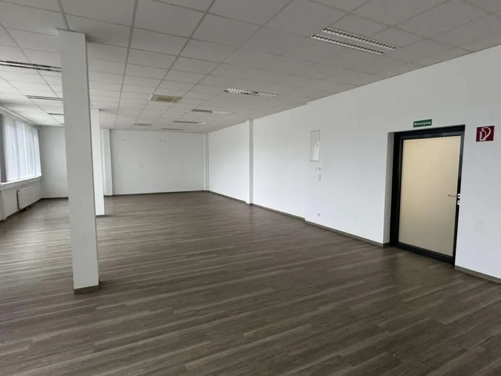 Ihr neuer Unternehmensstandort nahe der A1 Westautobahn - 141 m² Bürofläche in Loosdorf mit Lift & Klima – pohled 2