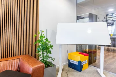 Gewerbeimmobilie mieten in Wien – 880 m² – Bild 5 von 12