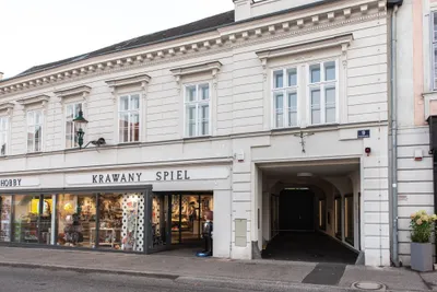 3-Zimmer-Gewerbeimmobilie mieten in Mödling – 99 m², € 1.554 – Bild 15 von 19