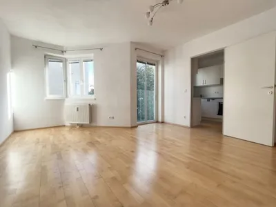 3-Zimmer Wohnung in ruhiger Lage - Gute Aufteilung - Küche getrennt - Schöne Lage – Bild 2