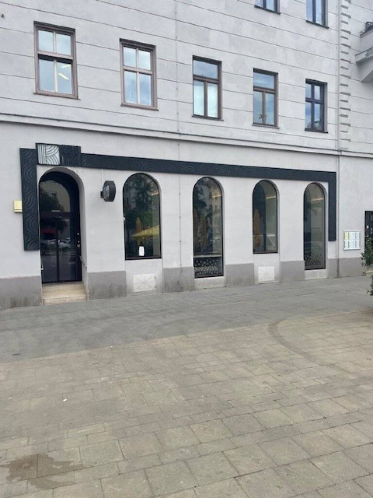 Neu adaptiertes Cafe Konditorei Restaurant auf frequentiertem zentralen Hauptplatz im 2. Bezirk - Widok 2