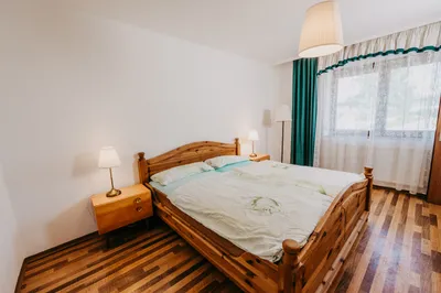 8-Zimmer-Immobilie kaufen in Vöcklabruck – 300 m², € 550.000 – Bild 10 von 23