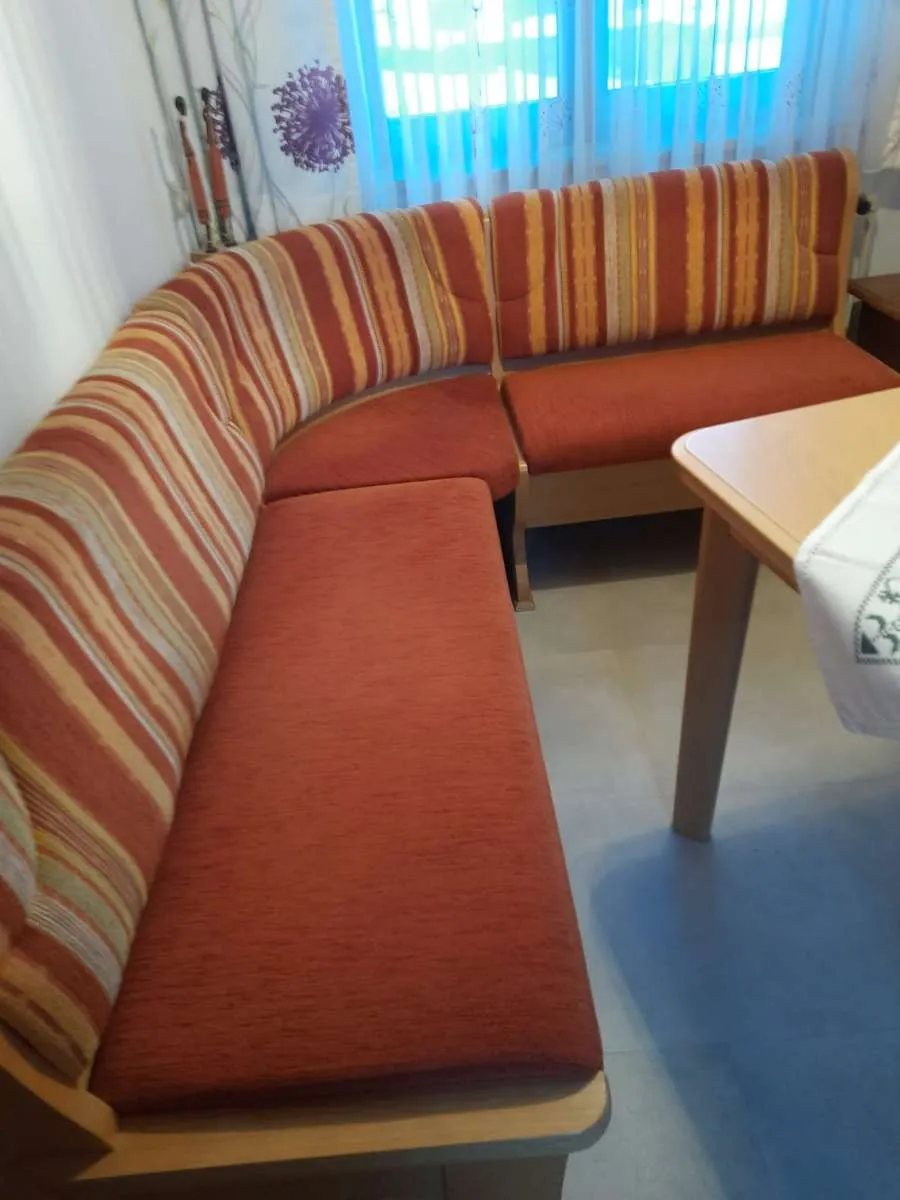 Wössner-Eckbankgruppe mit 2 Sessel, € 400,- (8262 Ilz)