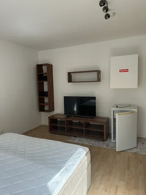 Zimmer in 3er *Mädchen* WG – Bild 2