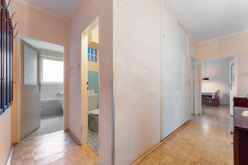 Charmante 4- Zimmer Wohnung mit Blick ins Grüne - Ansicht 2