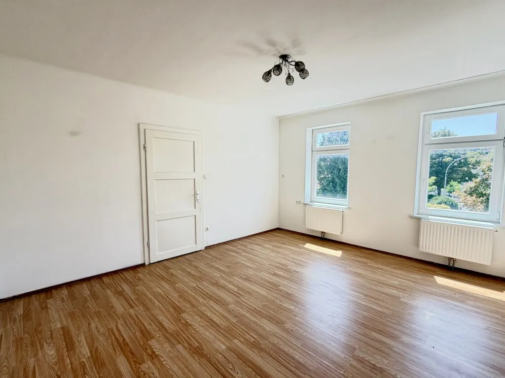 RENDITEOBJEKT in BADEN | 7 Wohneinheiten | 321 m² Nutzfläche | bestehende Erträge & Entwicklungspotenzial - Ansicht 3