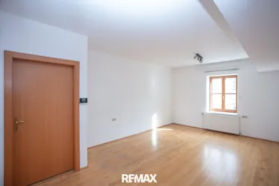 2-Zimmer-Wohnung kaufen in Krems an der Donau – 60 m², € 175.000 – Bild 2 von 9