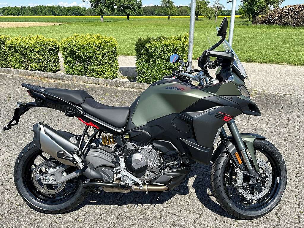 Ducati Multistrada V2 S mit TRAVEL Paket Enduro