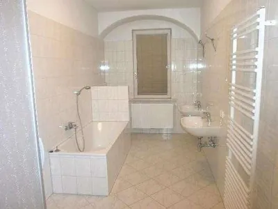 4-Zimmer-Wohnung mieten in Leoben – 193,43 m², € 1.134 – Bild 7 von 8