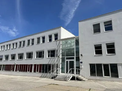 Gewerbeimmobilie mieten in Wien – 300 m², € 11 – Bild 1 von 16