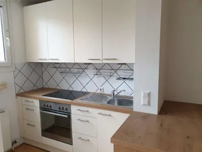 1-Zimmer-Wohnung mieten in Salzburg Stadt – 30 m², € 743 – Bild 2 von 6