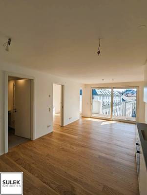 **ab September* Südseitige Single- und Pärchenwohnung mit Loggia in der 6. Etage - Zweitbezug