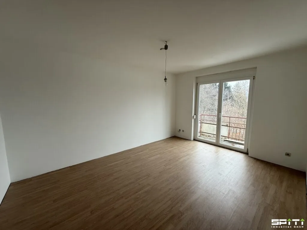 St. Jakob im Rosental/Schlatten: 2 Zimmerwohnung mit Balkon im 1. Obergeschoss - Ansicht 3