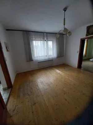 4-Zimmer-Immobilie kaufen in Mistelbach – 100 m², € 135.000 – Bild 3 von 19