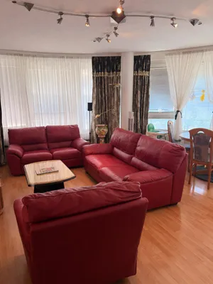 Voll möblierte 4-Zimmer-Wohnung nahe UNO City - 3 Schlafzimmer, Loggia & U1-Anbindung