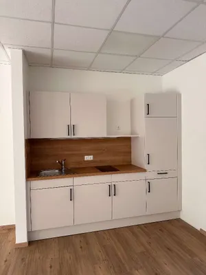 1-Zimmer-Gewerbeimmobilie mieten in Graz-Umgebung – 104 m², € 10 – Bild 5 von 11