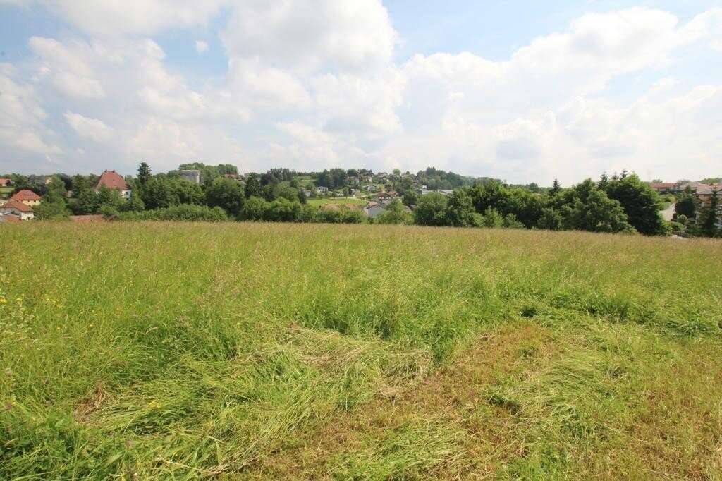 1417 m² Grundstück in einer ruhigen Siedlung in 4760 Raab zu kaufen - Ansicht 2