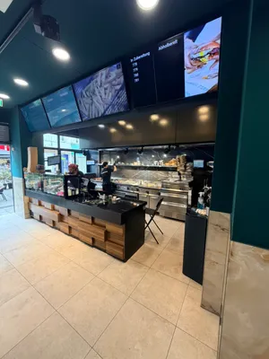 Gewerbeimmobilie mieten in Wien – 132 m², € 5.351