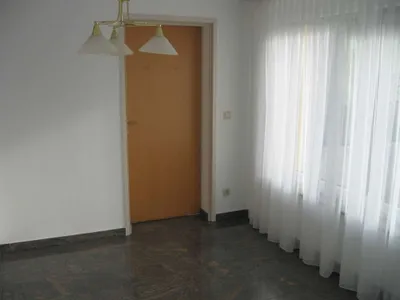 4-Zimmer-Immobilie mieten in Braunau am Inn – 93 m², € 990 – Bild 3 von 9