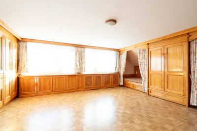 8-Zimmer-Immobilie mieten in Steyr – 350 m², € 2.548 – Bild 27 von 60