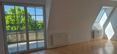 Wunderschöne helle Dachgeschoßwohnung in Schwechat - Zentrumsnähe, photo 1