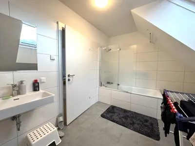 4-Zimmer-Wohnung mieten in Wien – 132 m², € 2.200 – Bild 12 von 17