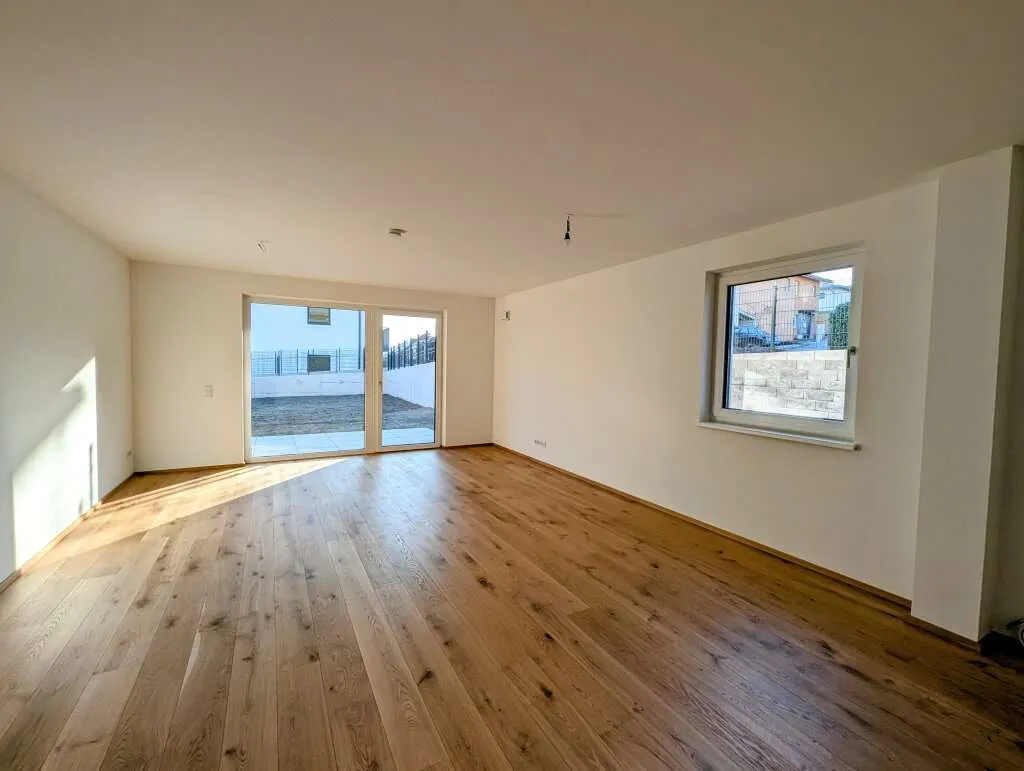 Wohnen wie im eigenen Haus: 3-Zimmer-Neubau mit Garten & Terrasse in Hallwang (ohne Käuferprovision & Wohnbauförderung möglich)! - Ansicht 2