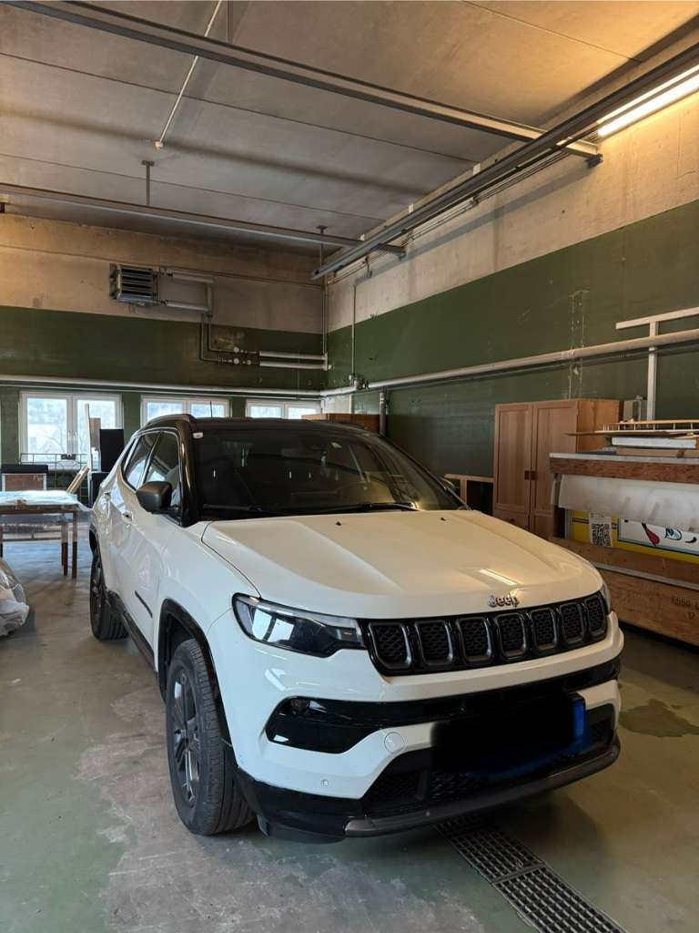 Jeep Compass 4xe PHEV SUV / Geländewagen