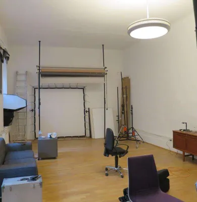 1-Zimmer-Gewerbeimmobilie mieten in Wien – 55 m², € 15 – Bild 3 von 9