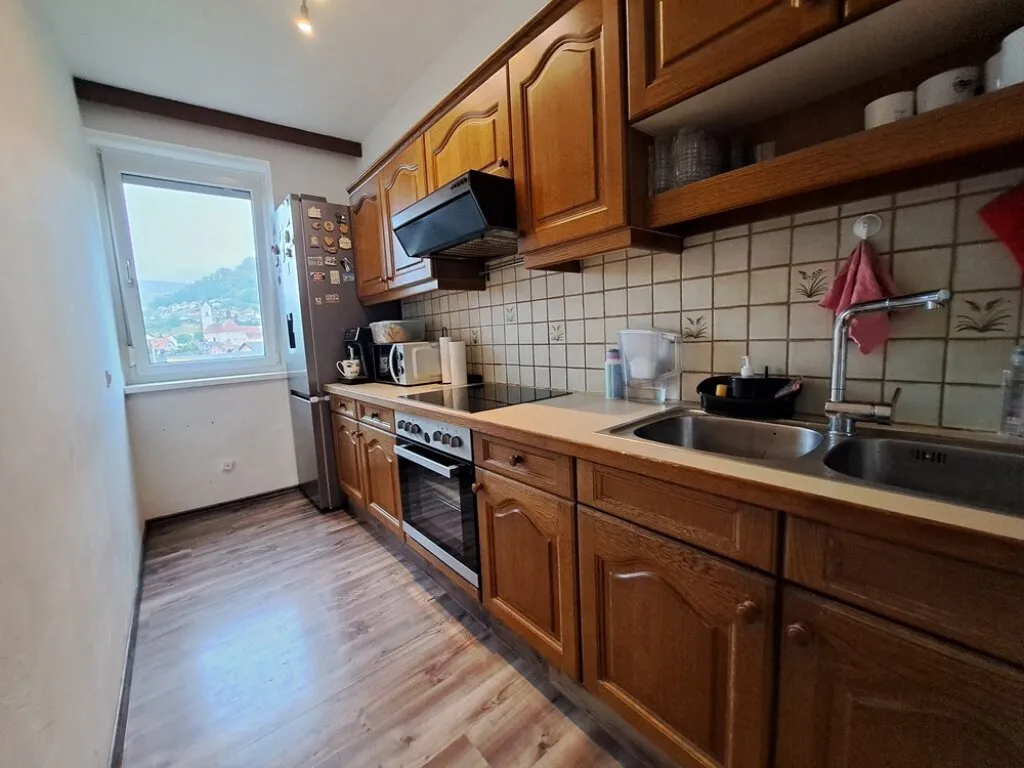 Gepflegte 3-Zi-Wohnung mit 2 Balkonen, Einbauküche in Maria Lankowitz, 70m²! - Widok 3