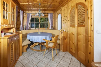 5-Zimmer-Haus kaufen in Vöcklabruck – 256 m², € 1.590.000 – Bild 11 von 30