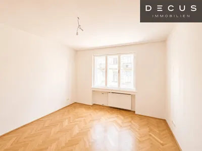 | STILVOLLE 2-ZIMMER WOHNUNG | PERFEKTE INNENSTADTLAGE | ERSTBEZUG NACH SANIERUNG | – Bild 2
